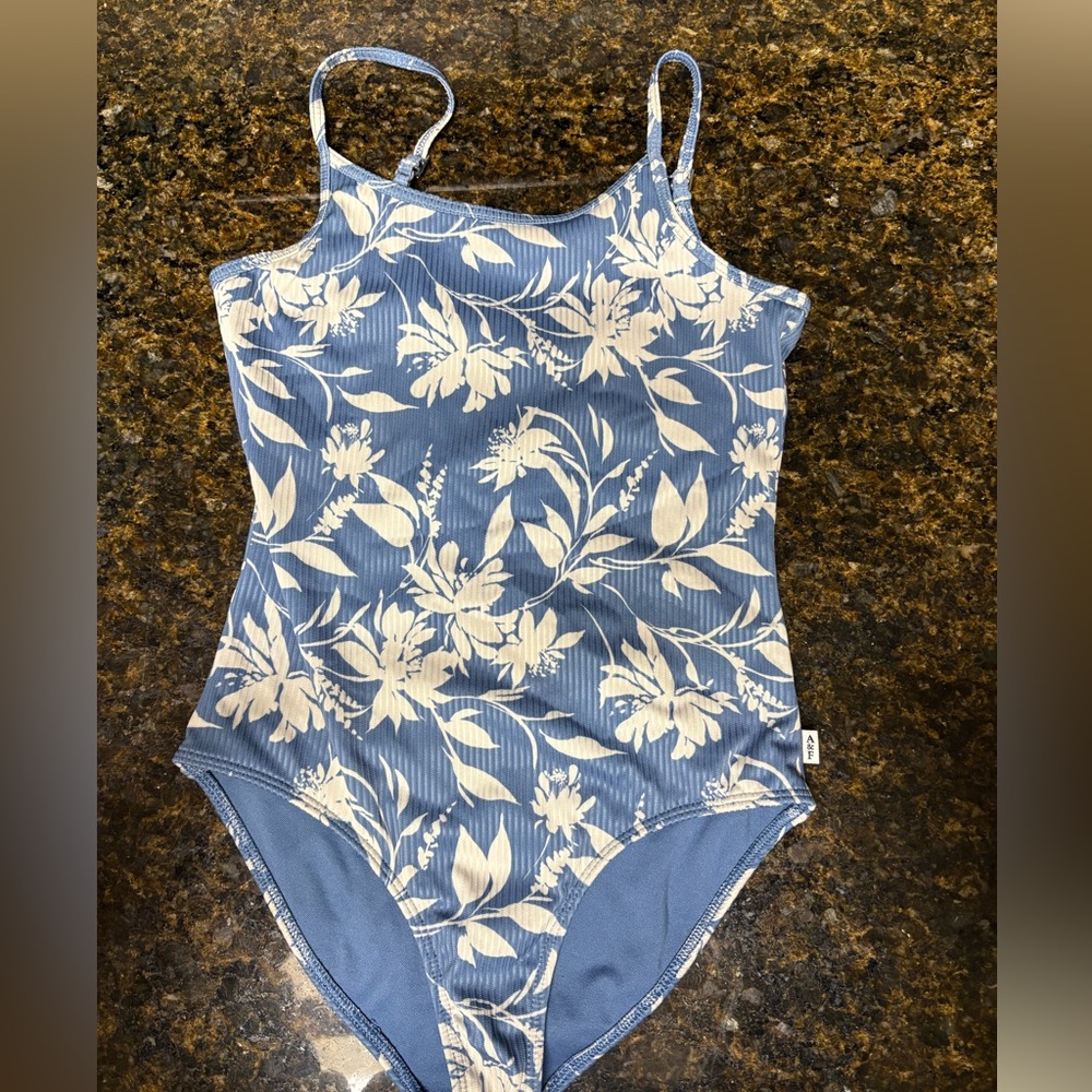 Abercrombie kids girl swimsuit 9/10
